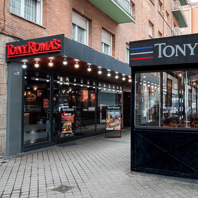 TONY ROMA'S | Concha Espina