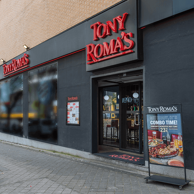 TONY ROMA'S | Silvano