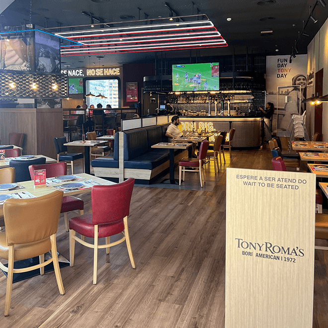 TONY ROMA'S | C.C. Aqua