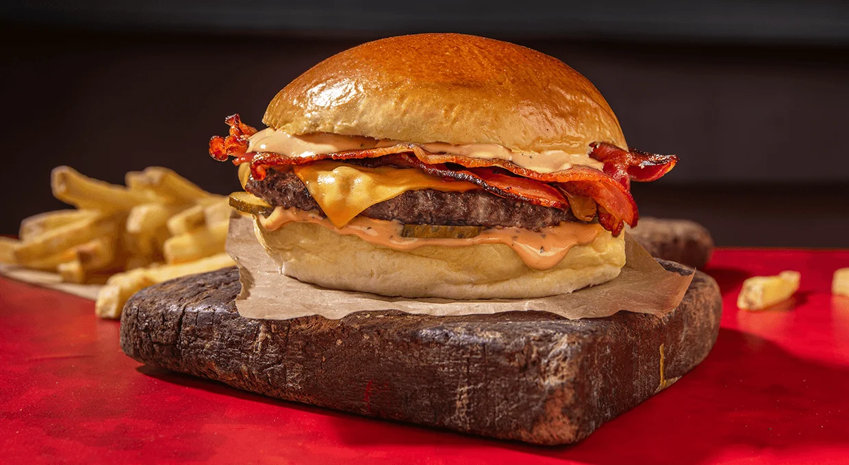 TONY ROMA'S: BACONATOR SUPREME