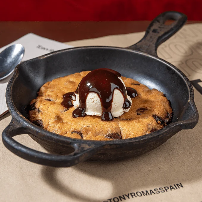 TONY ROMA'S: SKILLET COOKIE
