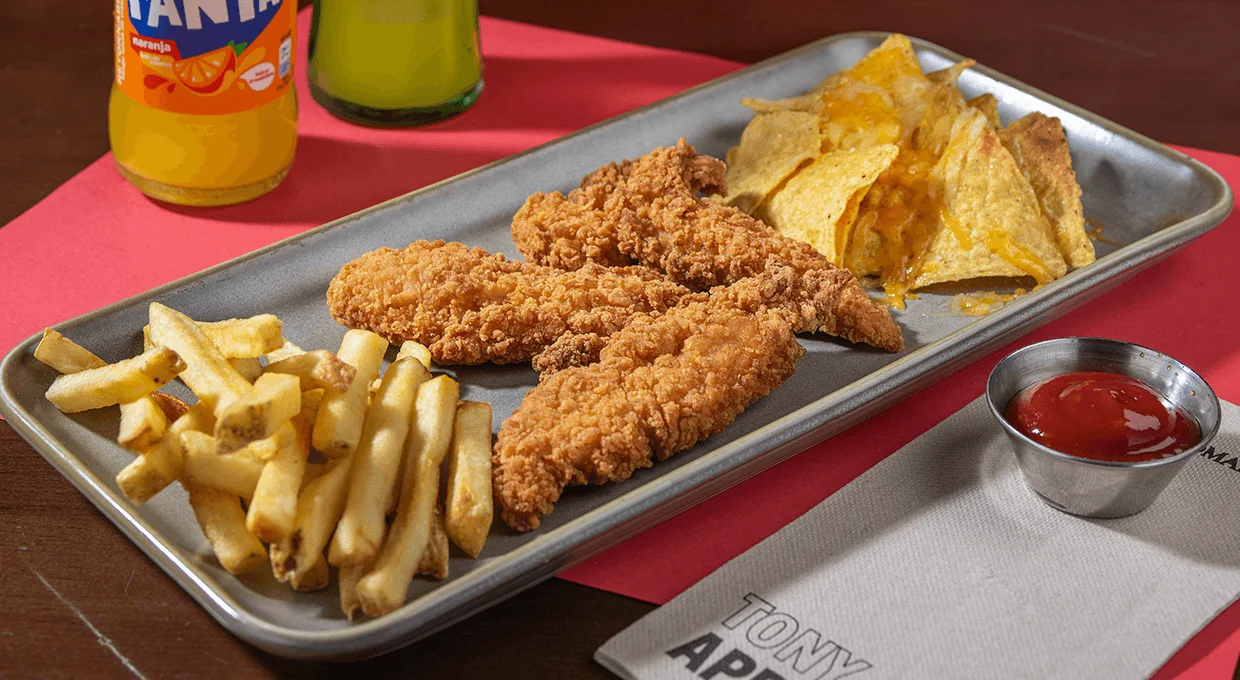 TONY ROMA'S: KIDS CHICKEN