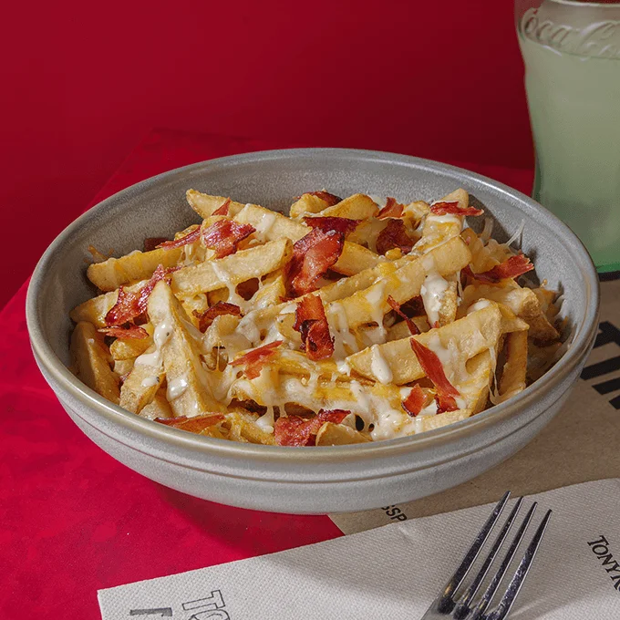 TONY ROMA'S: CHEESY CHIPS